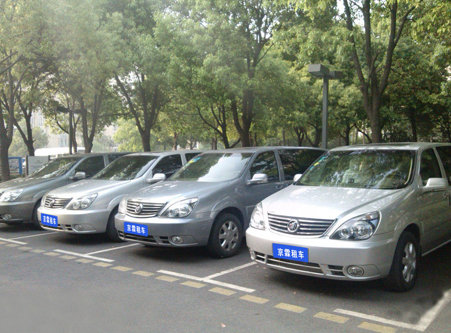 别克GL8车队